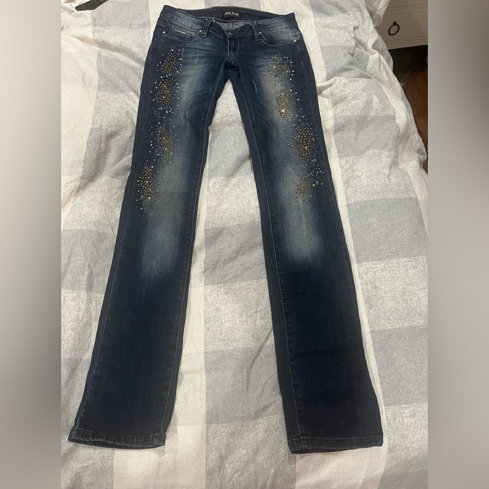 - Sparkly jeans size 28